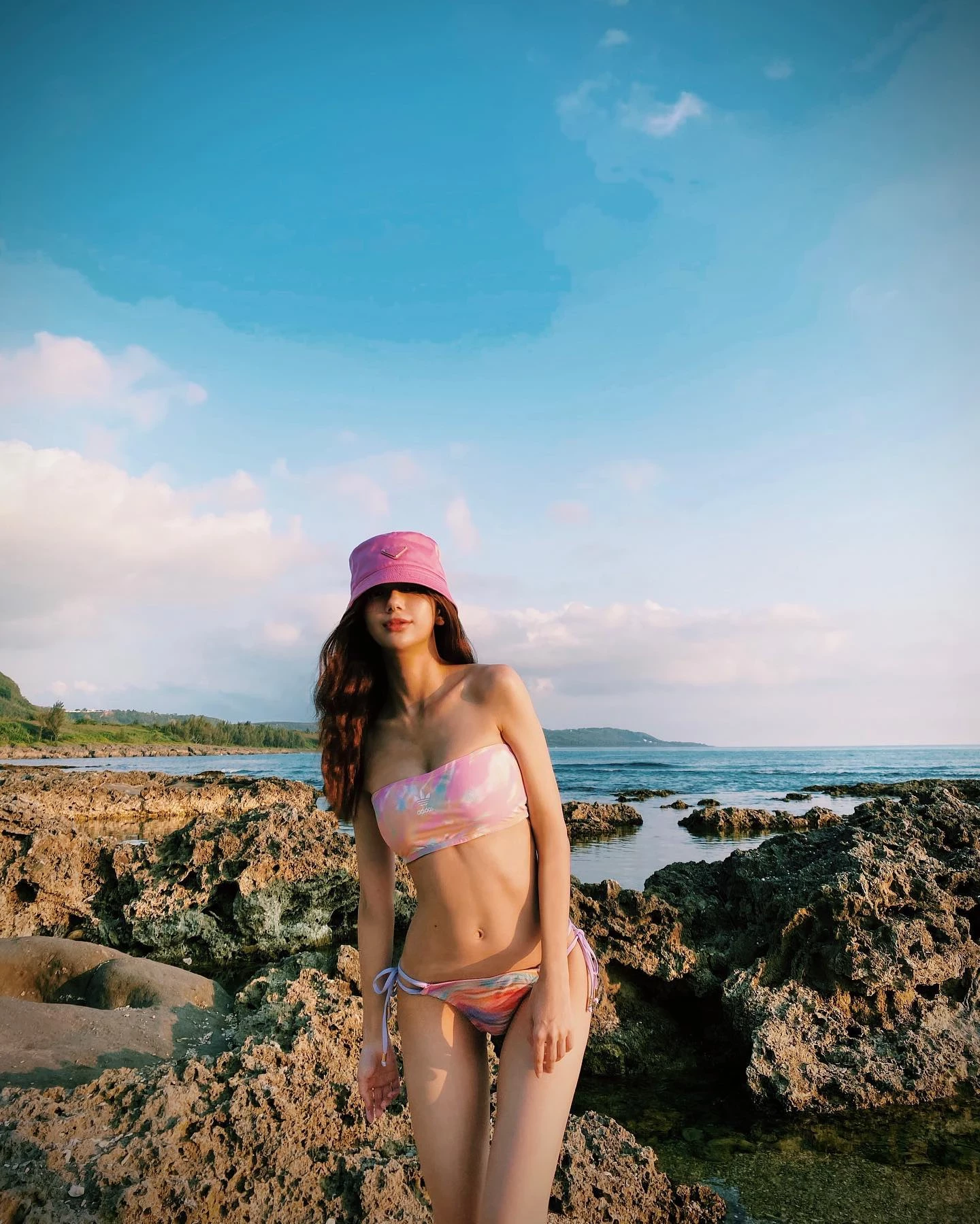 女神“郑芯恩Porima”超气质外型让人不小心恋爱 火辣辣的养眼画面让人受不了