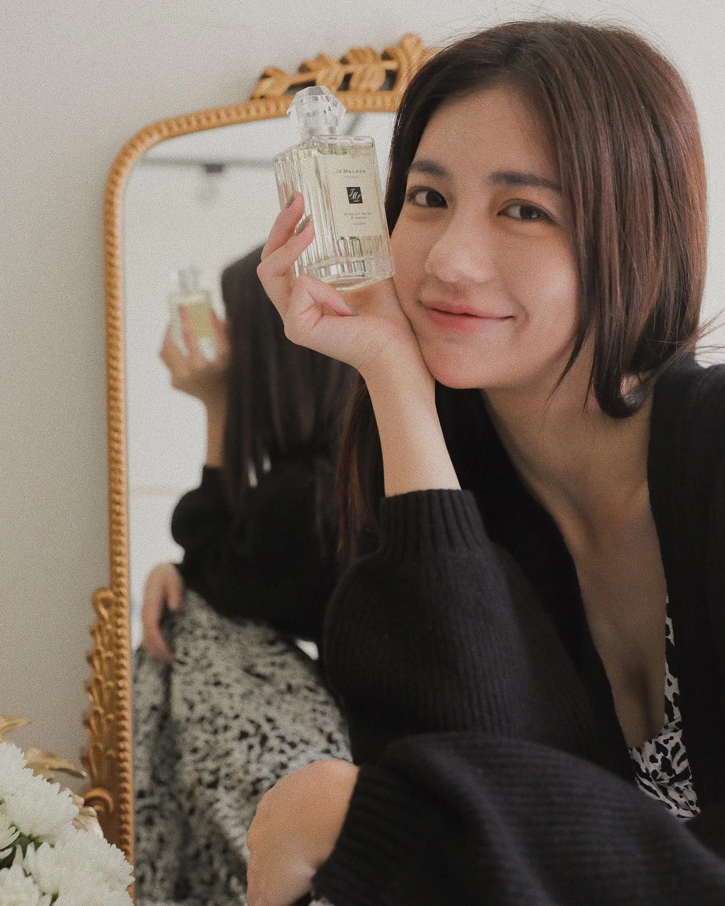 女神“郑芯恩Porima”超气质外型让人不小心恋爱 火辣辣的养眼画面让人受不了